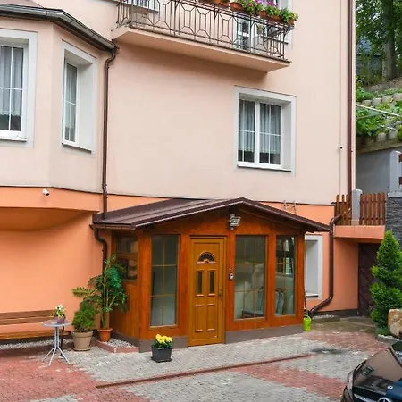 아파트 Diana 카를로비바리